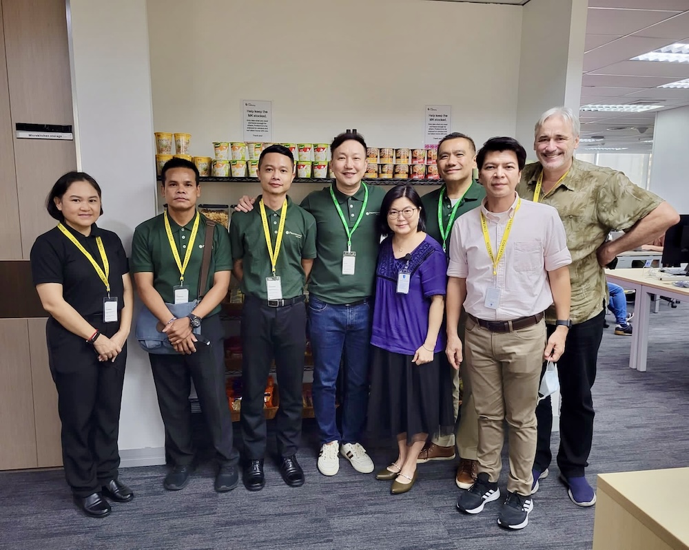 Provenance Distributions Thailand Team